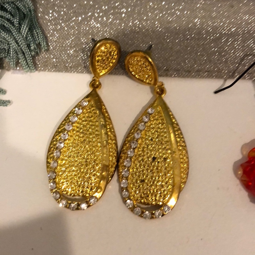 3x25 Bundle of 3 pairs of earrings! - Picture 2 of 4